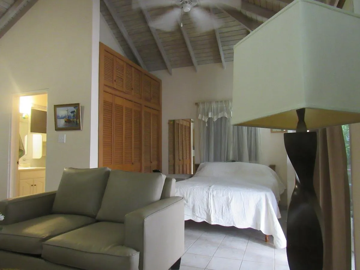 Table D'Hote Cottages Cedar Grove